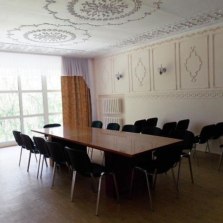 Dibrova Hotel Bila Tserkva Exterior photo